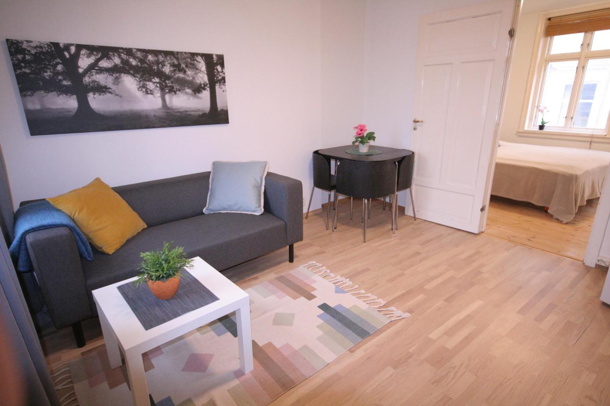 Super Cozy 3-bedroom In Picturesque Neigborhood Leilighet